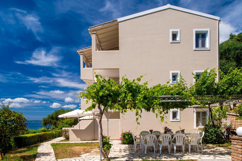 Krouzeri Beach Apartments Nisaki  Bilik gambar