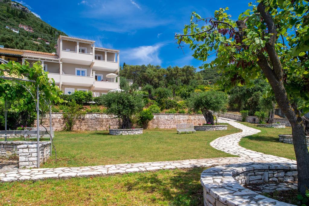 Krouzeri Beach Apartments Nisaki  Bilik gambar